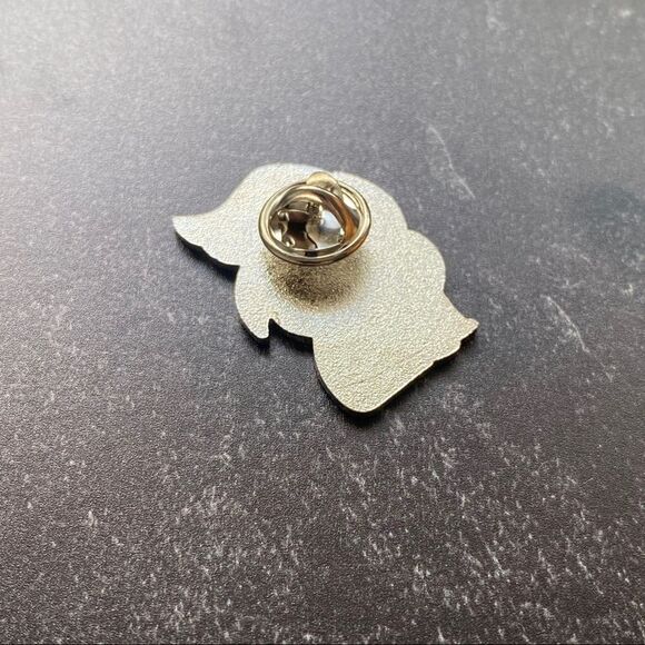 Steven Universe Lilac Lion Enamel Pin/ Brooch - Picture 4 of 5